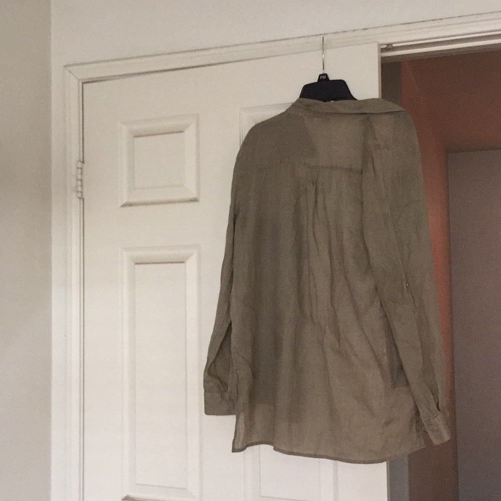 Forever 21 button down - Picture 2 of 3